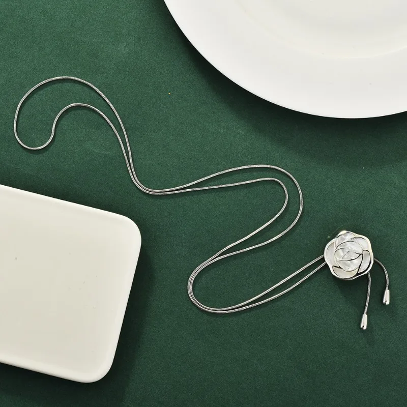 

Новая осенне-зимняя цепочка для свитера с ракушками и розами, модное и индивидуальное длинное ожерелье с кисточками и цветком на шнурке