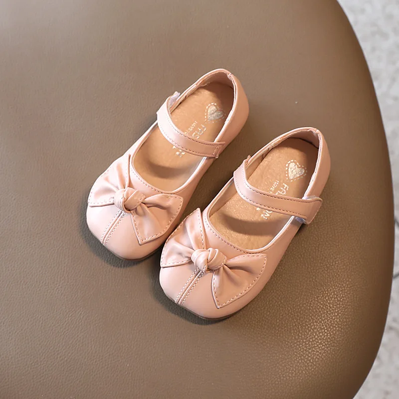 2024 Spring Autumn New Children Leather Shoes for Girls Fashion Chic Sweet Bowtie Princess Soft Comfortable Elegant Dress Shoes