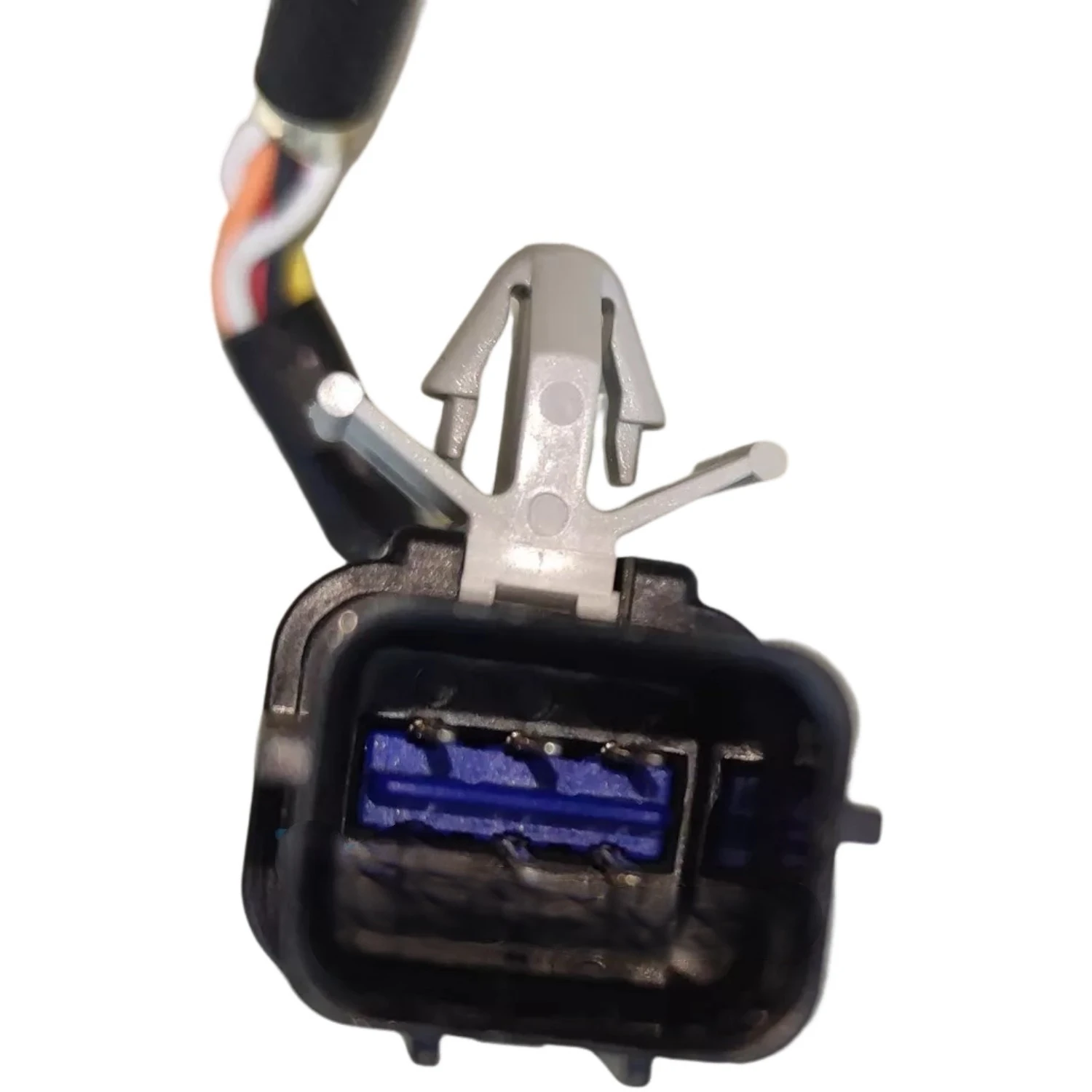 Рисунок 2 - Камера передней решетки автомобиля