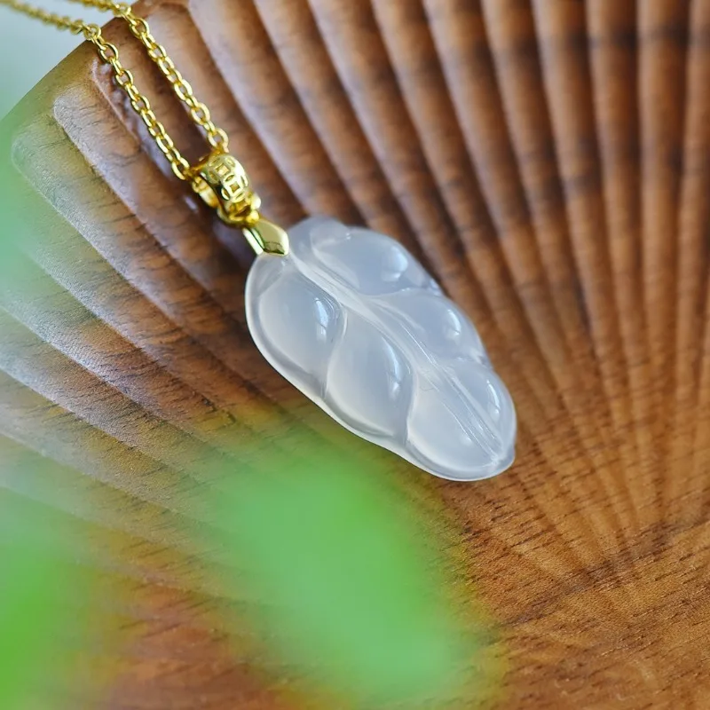 High Ice Chalcedony Golden Branches and Jade Leaves Pendant, The Same for Men and Women