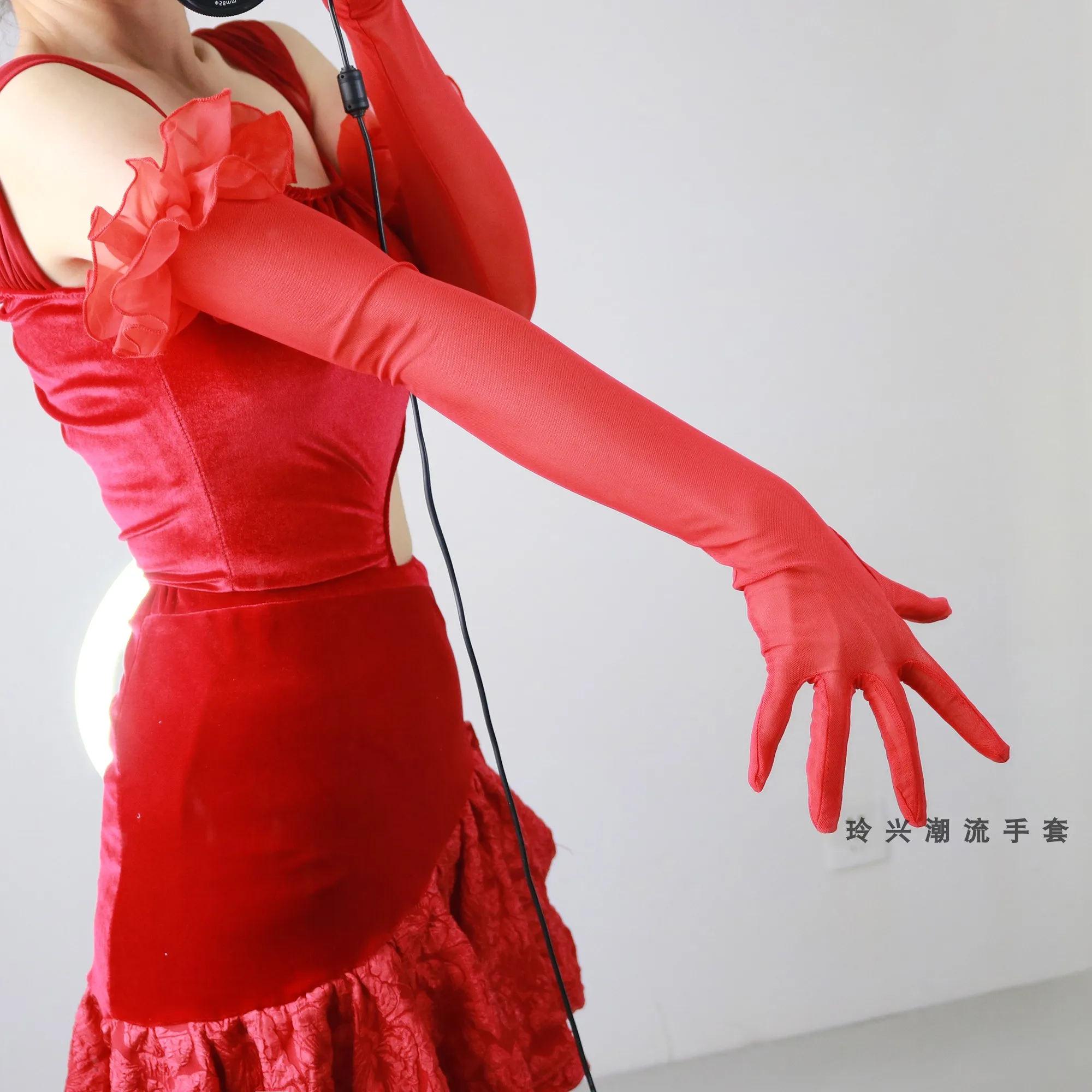 55cm lange Mesh-Handschuhe, sexy Spitzenmanschetten, perlenbesetzt, schwarz, transparent, dünn, für Hochzeiten, Latein, Damen, Sonnenschutz-Ärmel, Sommerhandschuhe, elegant – Detail 10