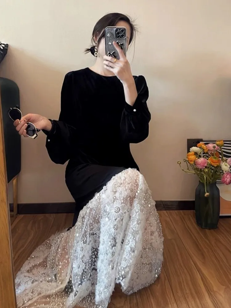 2024 Autumn New Women Velvet Maxi Dress French Elegant Lace Splicing O Neck Long Sleeve A Line Loose Black Vestidos Fashion Robe