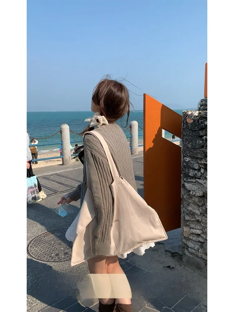 

Loose V-Ne Knitted Cardigan for plus Size Women Casual Sle Korean Spring Faion plus Size Sister Comfortable All-Match