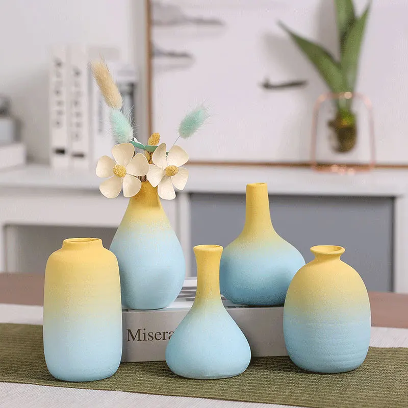Frosted Simple Ceramic Small Vase Gradient Color Desktop Dried Flower Arrangement Vase Atmosphere Decoration Ornaments