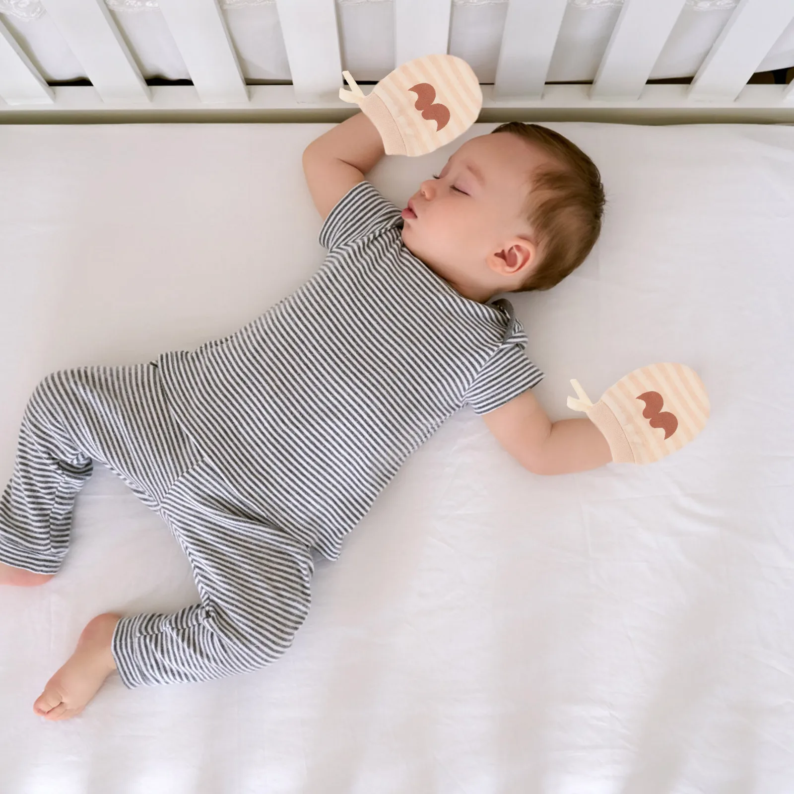 

4Pairs Baby Mittens Cotton Gloves Newborn Girl No-Scratch Soft Comfortable Protective Easy Wear Off Exquisite Craftsmanship