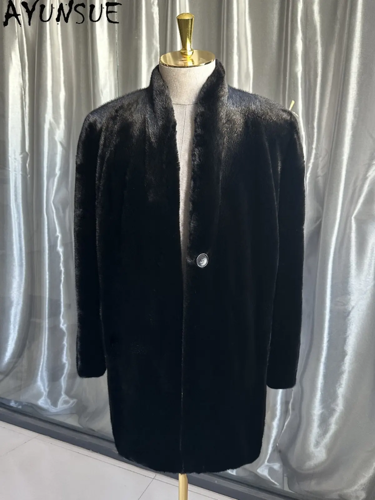 

AYUSNUE Top Quality Real Mink Fur Coat Men Winter Clothes Real Fur New in Coats Male Natural Whole Mink 2026 Бомбер Мужской