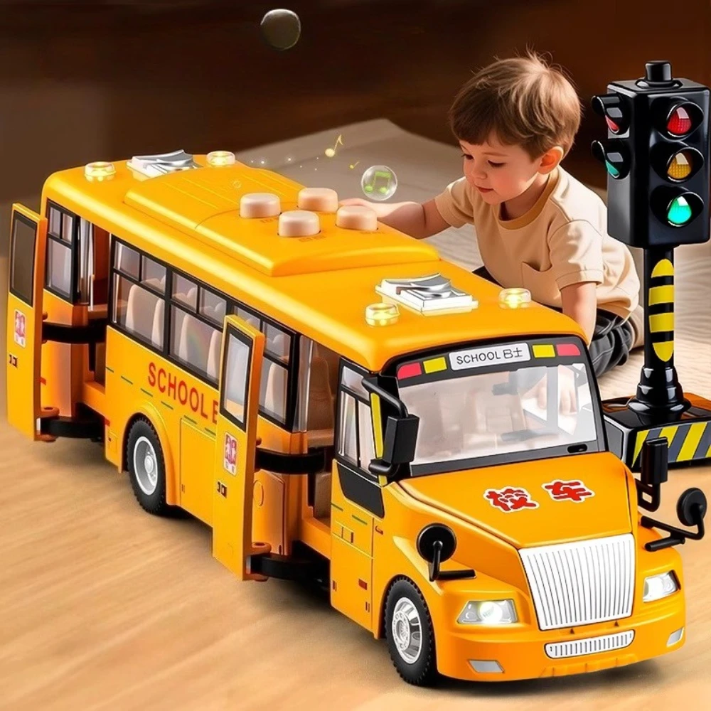 

1:24 Student School Bus Alloy Diecast Toys Car Model Sound Light Pull Back Doors Opened Miniature Vehices Boy Kids Birthday Gift
