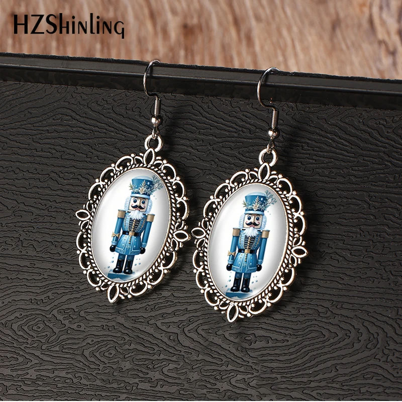 2024 New Christmas Nutcrackers Vintage Dangle Earring Fish Hook Earrings Oval Glass Dome Jewelry Gift Girls