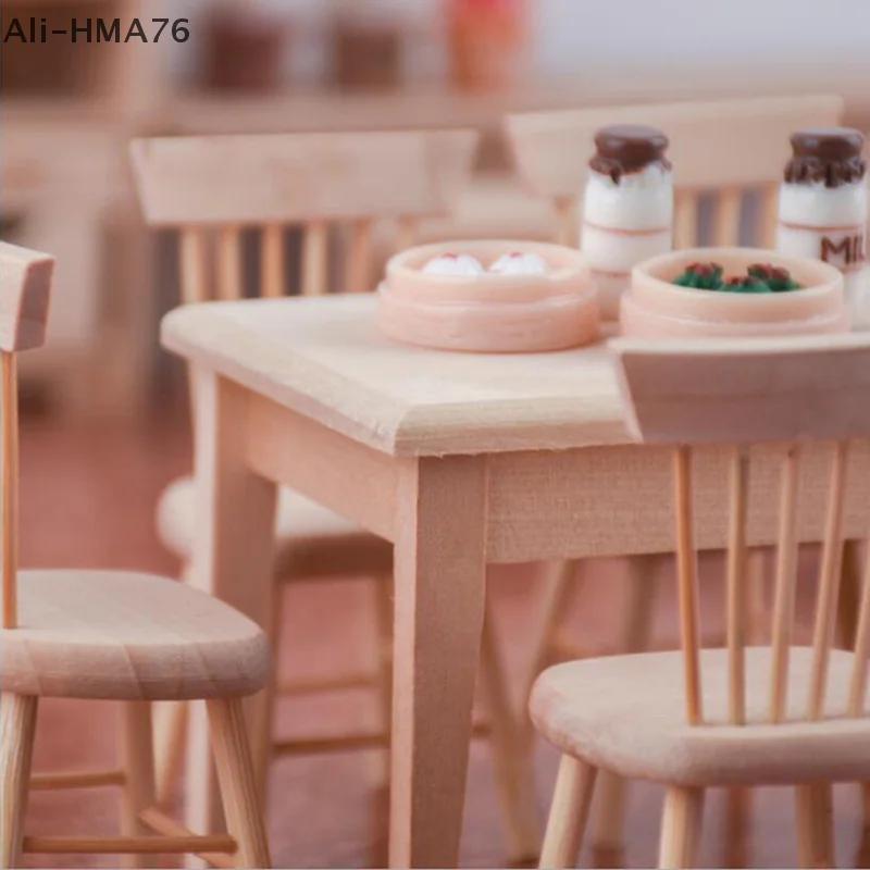 HMA76-1/12 Giocattolo di simulazione della sedia del tavolo da pranzo in legno dei mobili della casa delle bambole in miniatura