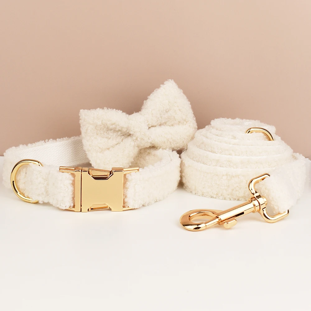 Handgebreide honden trouwketting voor kerstmis en de winter_voghion.com