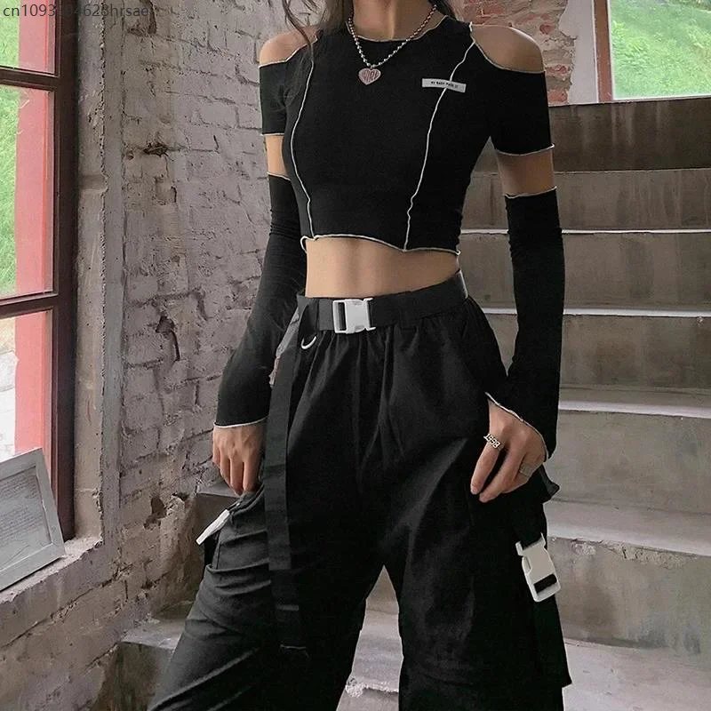 

Patchwork Black T-shirts Gothic One Shoulder Sleeve Y2k Crop Tops Ruffles Hem Hip Hop Techwear Women Tees 2025