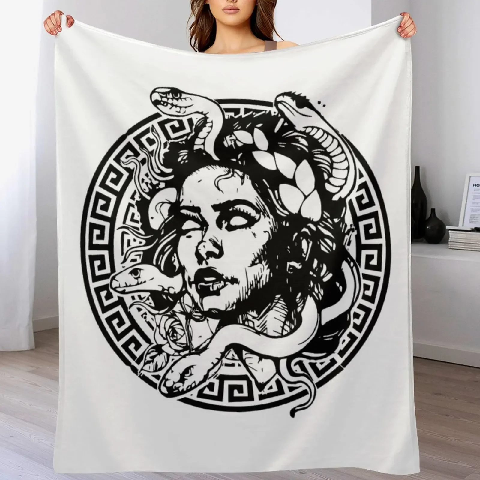 

medusa (black) Throw Blanket Decorative Soft Throw Blanket for Couch Sofa