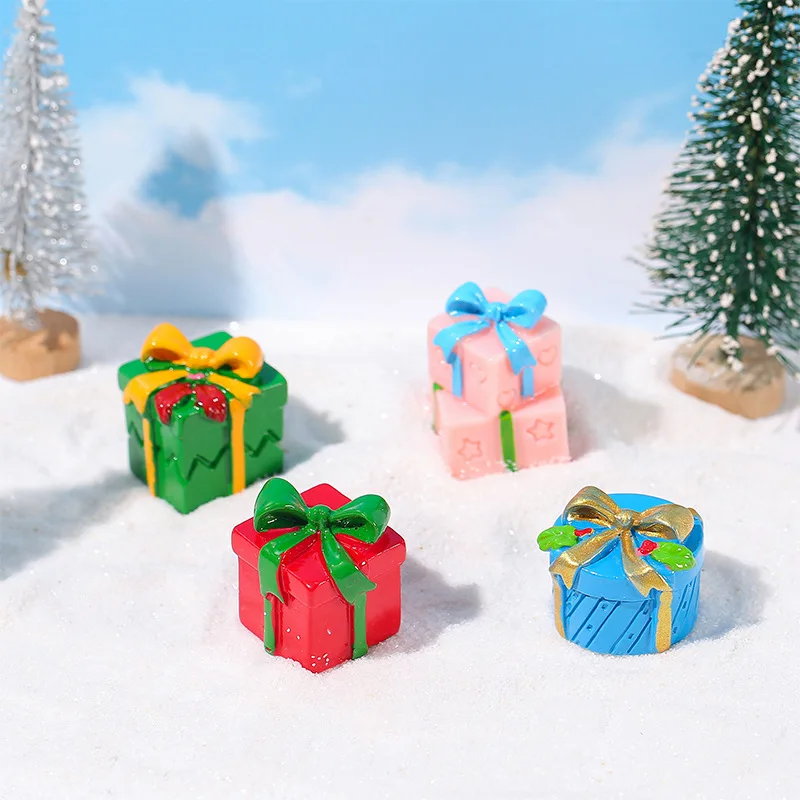 1Pc Mini Christmas Gift Box Resin Figurines Car Central Control Screen Top Decoration Xmas Ornament Cute Miniature Accessories