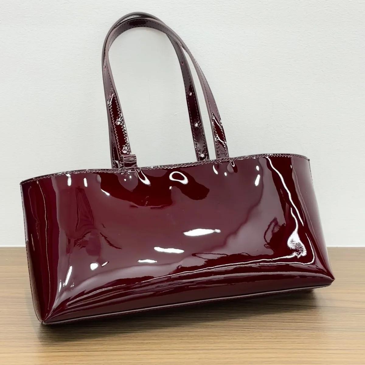 FIRMRANCH Simple Horizontal Square Design Luxurious Bright Patent Cowhide Leather Wine Red Women\'s Handbag Shoulder Underarm Bag