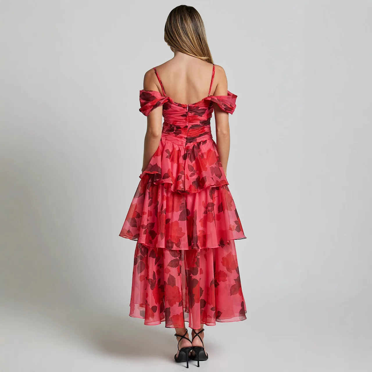 NovelTeez Vestido feminino sexy em camadas – maxi com alças fora do ombro com estampa floral e saia em camadas