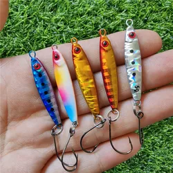 Swolfy 1PCS NEW Mini Metal Jig Fishing Leurre 5g/35mm Small Fish With Single Hook Isca Artificial Bait Fishing Tackle