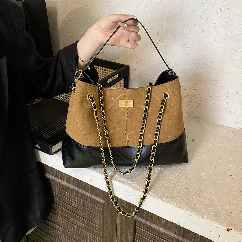 

Retro Colorblock Large-Capacity Commuter Tote Bag - 2025 New Versatile Quilted Chain Shoulder Bag