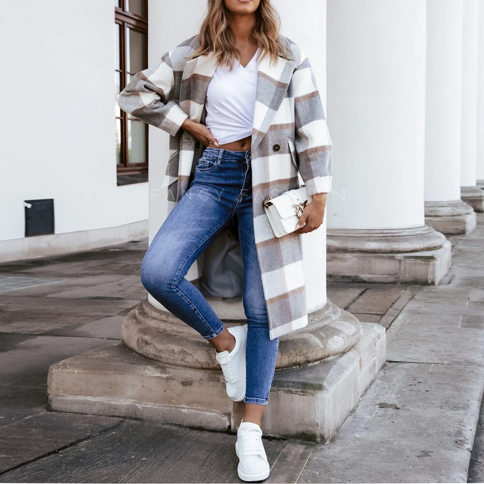 長袖のミドル丈のコート,暖かく,厚みのある,カジュアル,秋冬