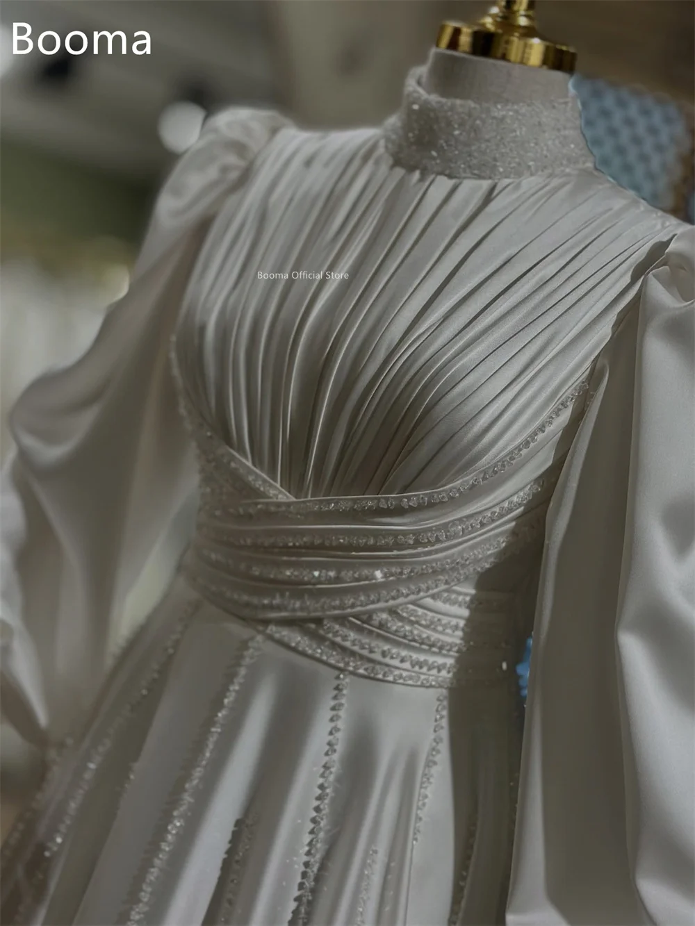 Booma فساتين زفاف أنيقة على شكل حرف a بطيات كريستالية لامعة وأكمام طويلة فستان عرائس بسيط مصنوع حسب الطلب 2025