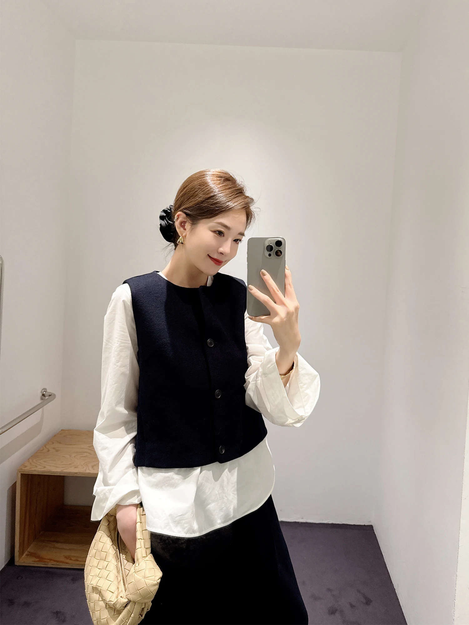 

Ele Autumn Winter Women's Svel Wool Blend Woolen Vest Tank Top Inner Wear Outerwear round Ne Single Button Closure