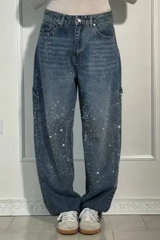 Women's Star Embroidered Rhinestone Jeans Distressed Denim Pants with Sparkle Details, Casual Streetwear Vintage Style