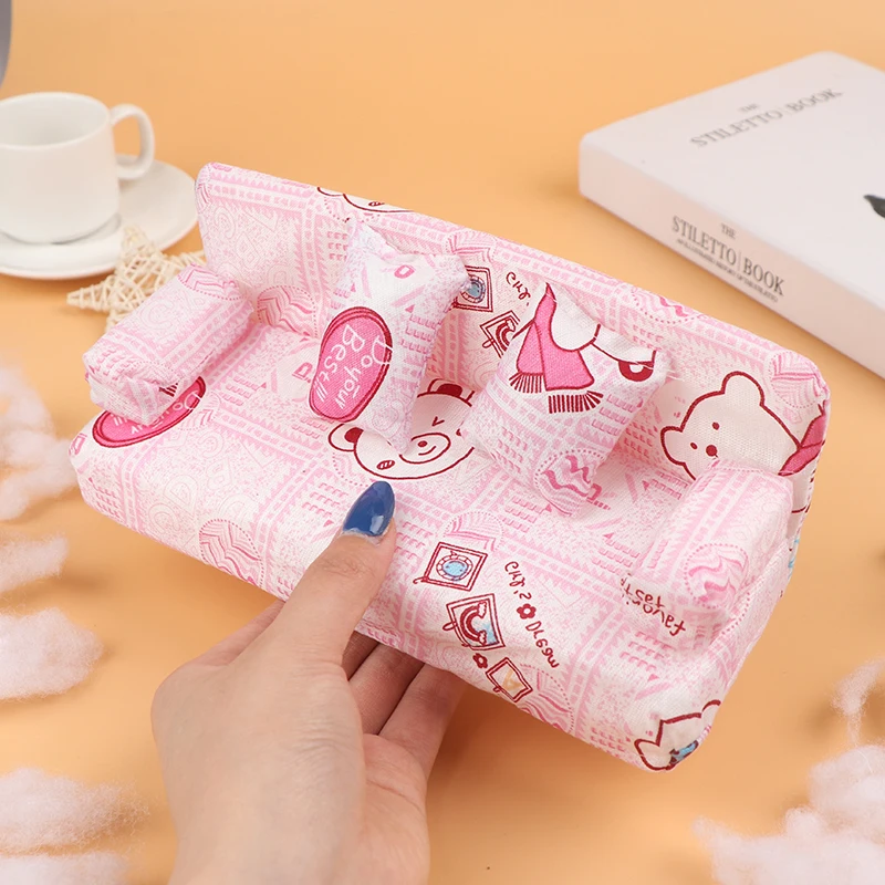 1ชุด = 3ชิ้นบ้านตุ๊กตาขนาดเล็กดอกไม้โซฟาชุดเฟอร์นิเจอร์2หมอนอุปกรณ์ตุ๊กตา20cm * 7.5cm * 9cm