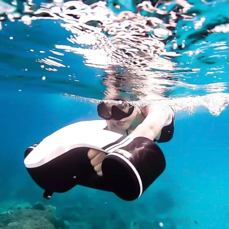 Handheld Underwater Scooter Water Booster Diving Robot Outdoor Freediving Portable Subsea Propulsion Equipment