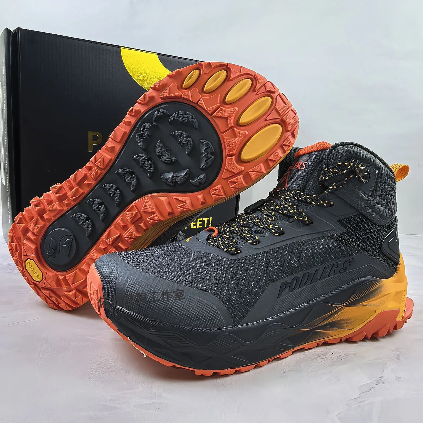 

2025 Winter Hot-Selling New Arrivals Unisex Outdoor Anti-Slip Durable Hiking Shoes Casual Sports Shoes High-Quality Footwear