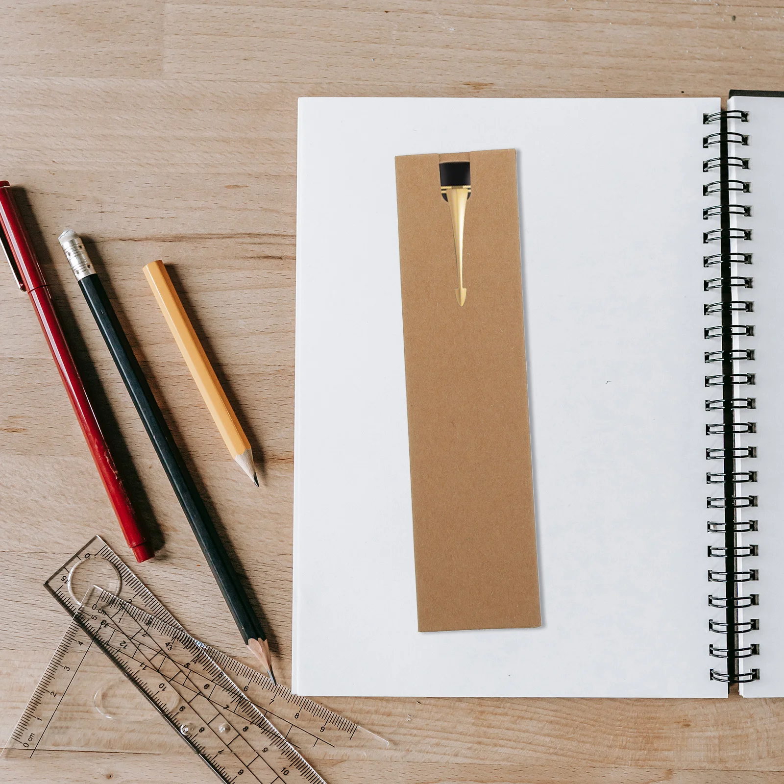 

30Pcs Folding Pen Packing Bag Premium Kraft Paper Sturdy Construction Compact Convenient to Carry Protective Pen Storage Case