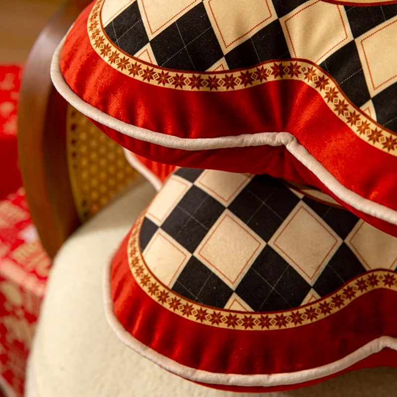 Joyful Red Check Heart Rabbit Cushion Chic Velvet Stuffed Soft Pillow for Sofa Office Rest Throw Love Present Chair Bedding Deco