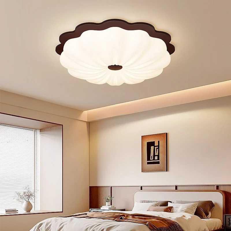 French Style Cream LED Ceiling Lamp Walnut Colored Bedroom Lighting Fixtures Children's Living Room Eye Protection Ceiling Light