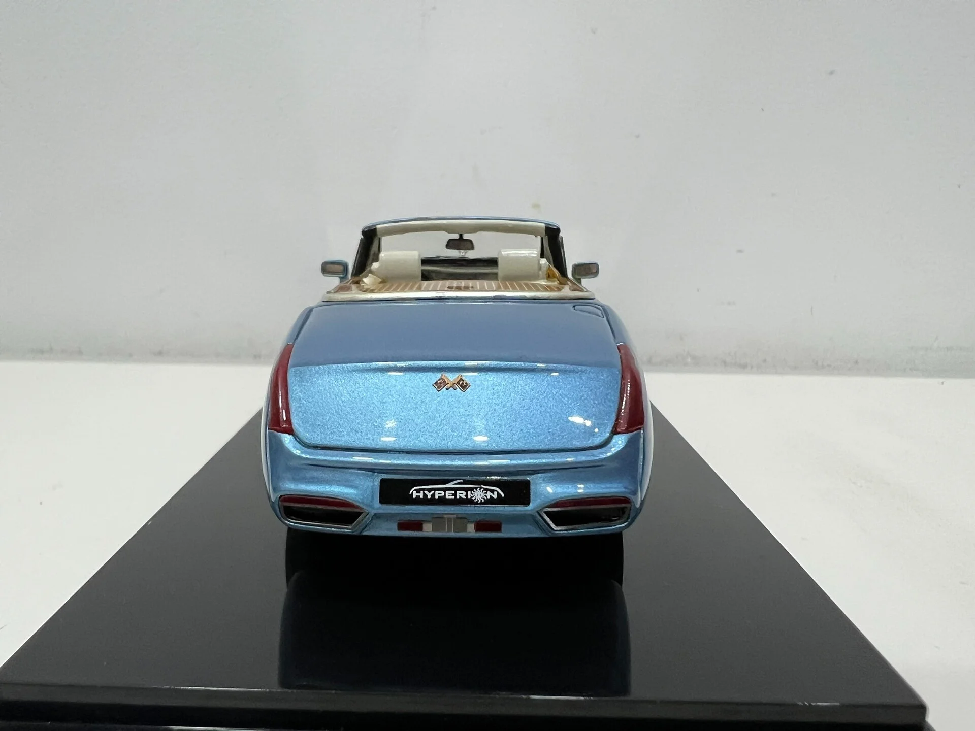 Model samochodu Rolls-Royce z żywicy Hyperion w skali 1/43, kolekcjonerski, zabawka, prezent, pamiątka, ozdoba do ekspozycji