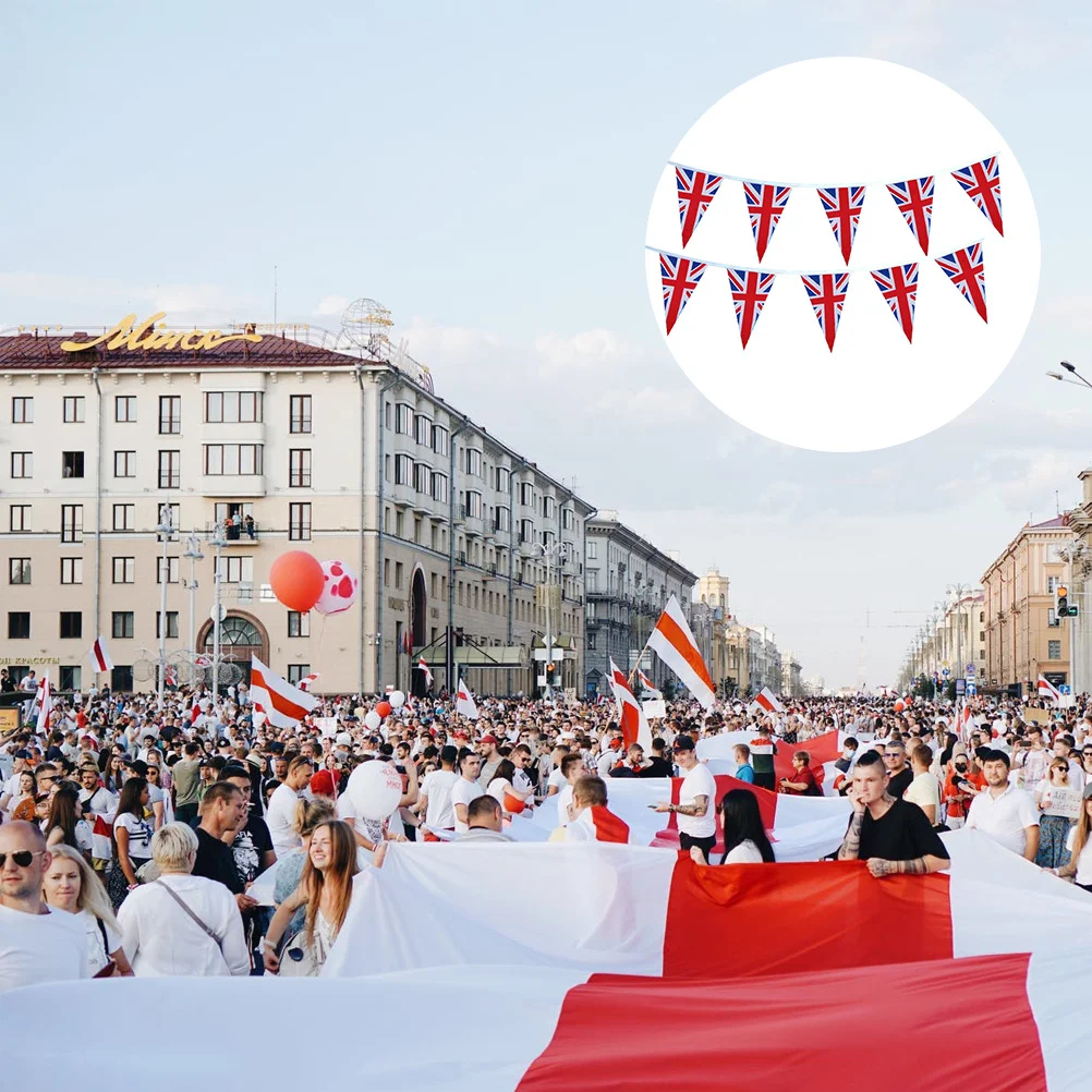 

1Pcs Uk Flag Decoration Bunting Banner Set Jack Pennant for Door Wall Tree Party Decoration Outdoor Indoor Use