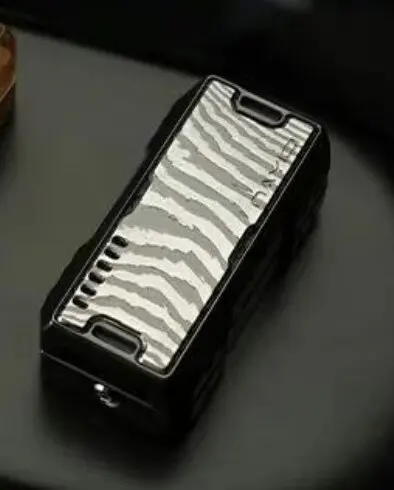 Used EDC Nanqi Sakura NAYICI Oscillating Core Push Card, Zirconium Alloy + Black and White Zirconium Horse Patch