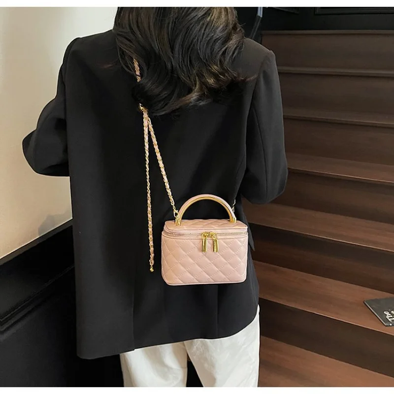 

Bohemian Inspired Crossbody Bag For Women Chic Shoulder Bag Floral Design Travel Shopping