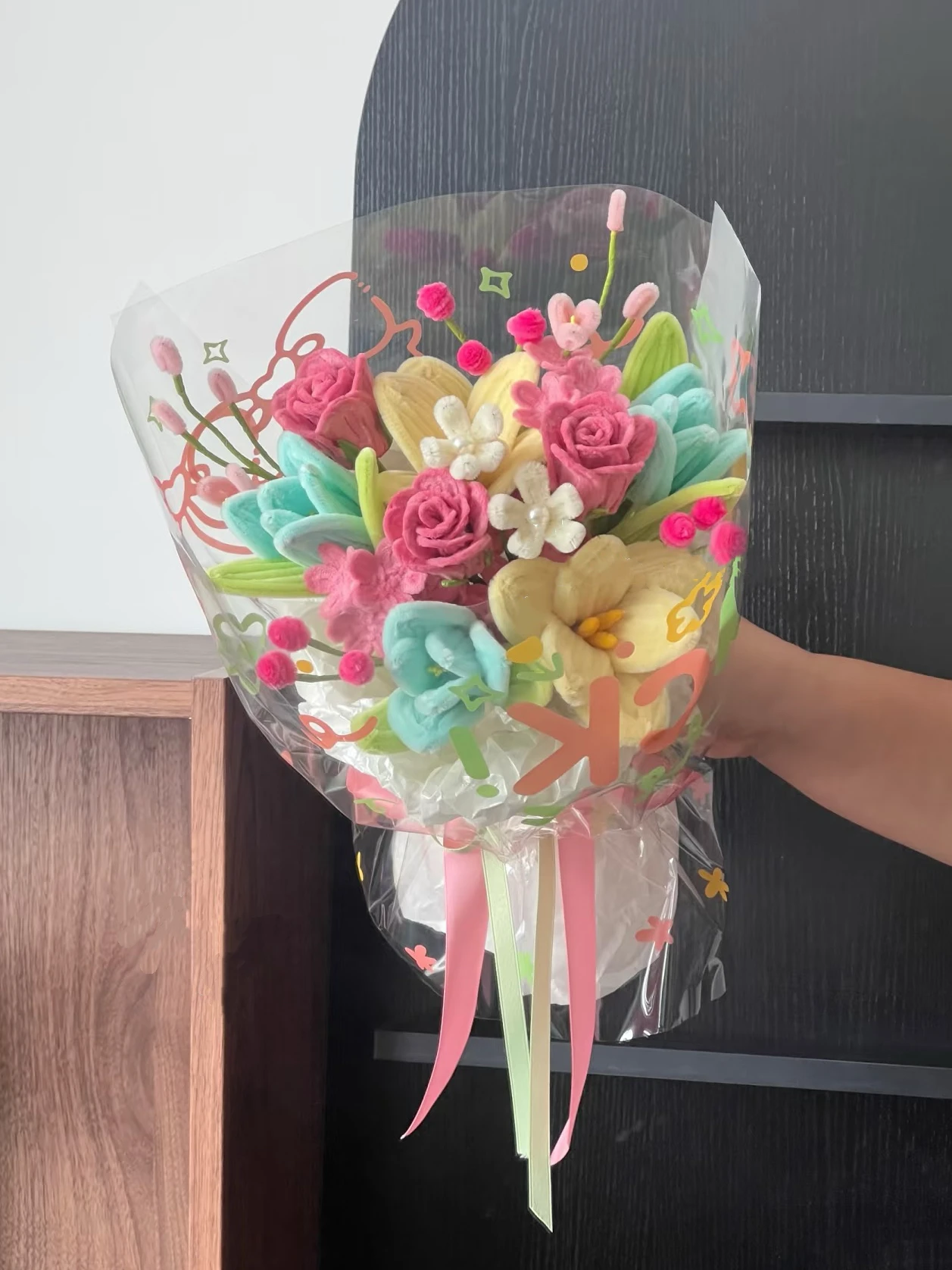 kit-diy-artesanal-de-buque-de-dopamina-arranjo-floral-com-varetas-torcidas-presente-para-namorada-kit-de-artesanato-de-ani