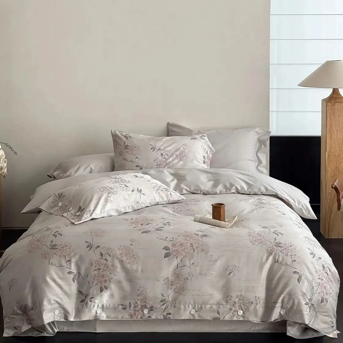 

100% Cotton Yarn-dyed Jacquard Luxury Bedding Set Flowers Pattern Button Duvet Cover Flat/Fitted Bed Sheet Pillowcases 4Pcs