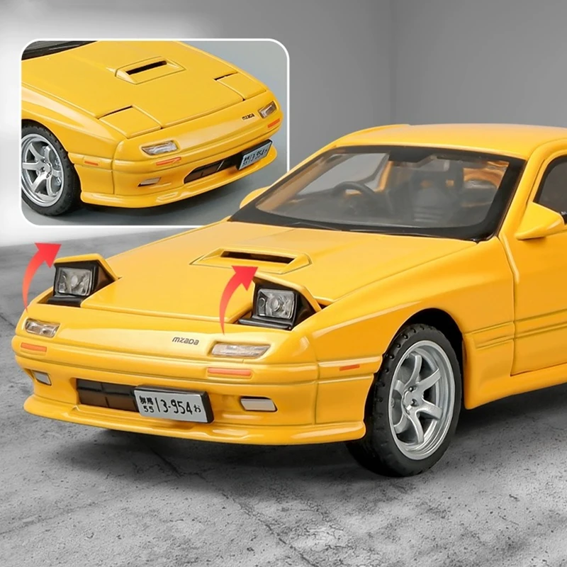 1:32 Mazda jas7 RX-7 David Initial D sourire voiture Alliage moulé sous pression Jouet Modèle De Voiture Son et Lumière Jouet pour Enfants Objets De