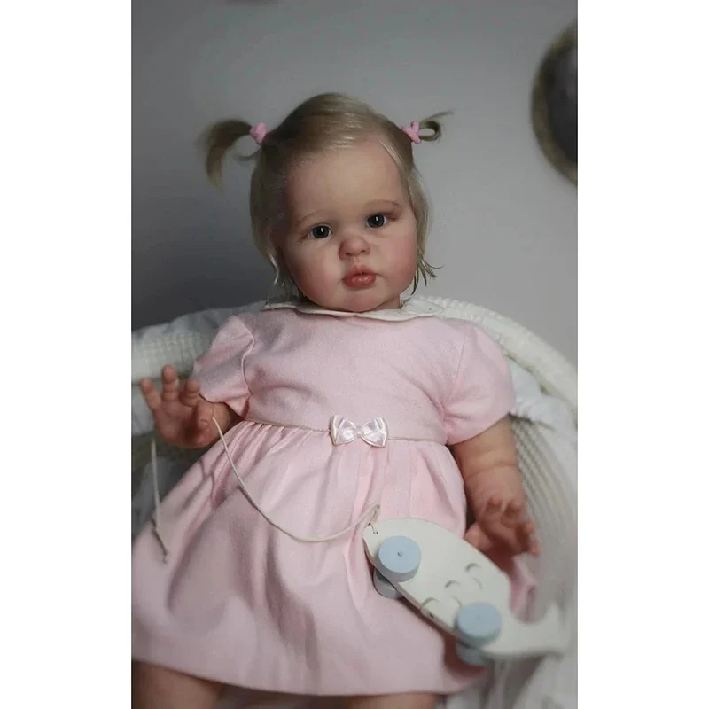 60CM Ellie Reborn Toddler Lifelike Reborn Baby Doll Wysokiej jakości farba ręczna Wielowarstwowe z widocznymi żyłami