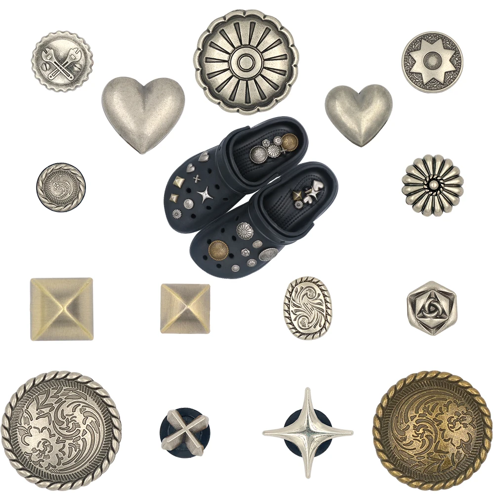 DIY Vintage Clogs Shoe Accessories Patterned Disc Star Heart Shape Flowers Pumpkin Silvery Hole Sandals Ornament Halloween Gift