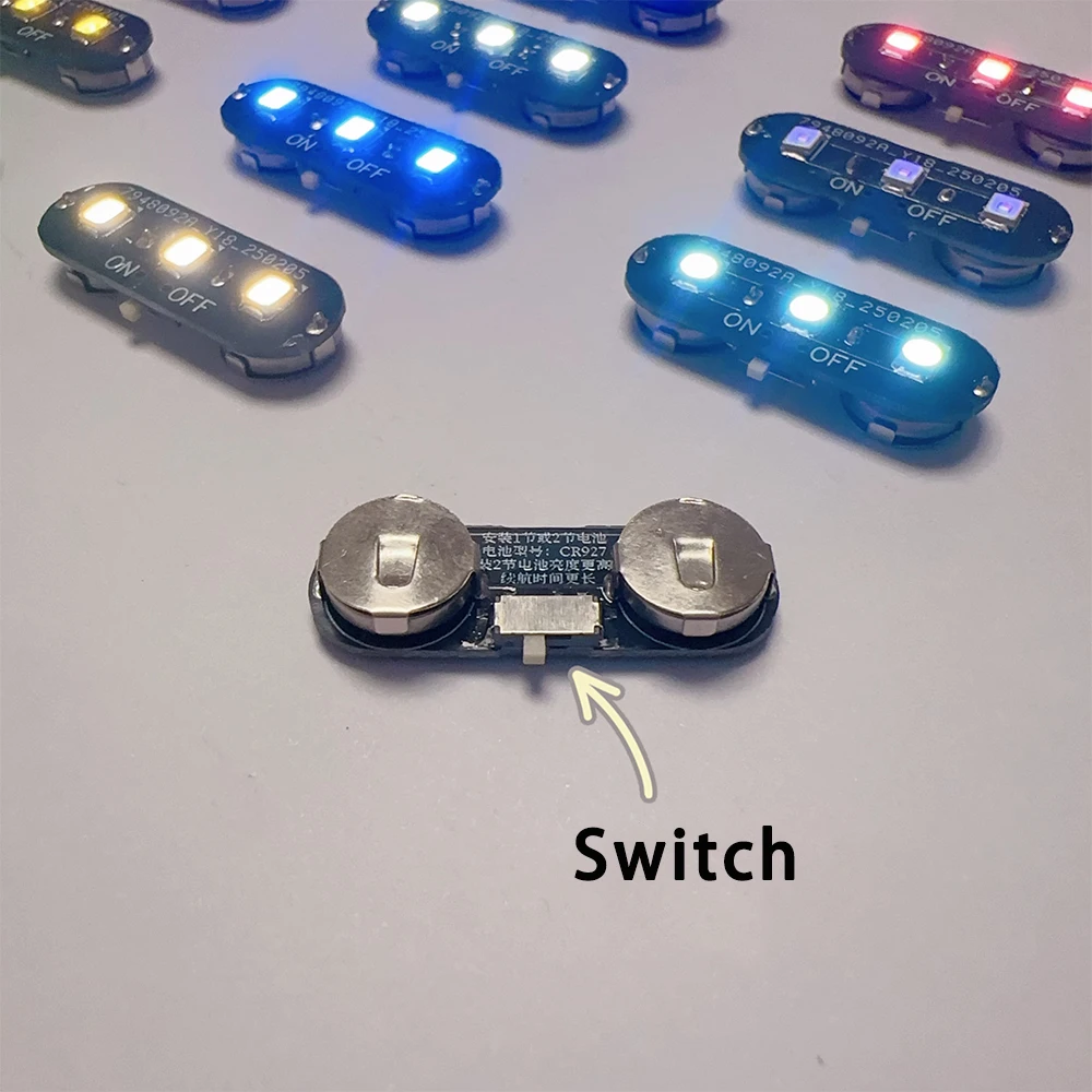 2 STKS Draadloze LED Lichtschakelaar Controle 3 Hoofd Super Helderheid Lamp + Gift 2 st CR927 Batterij DIY Model Maken Speelgoed Scène Materialen