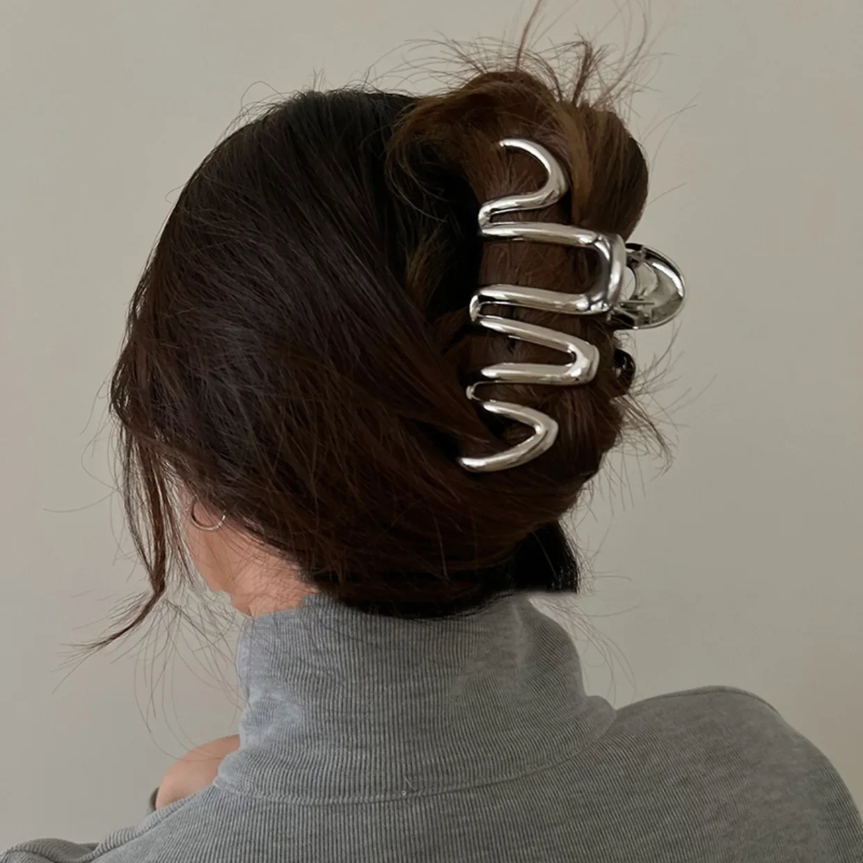 Metal Wire Geometric Hair Jaw Clip Retro European Style Sweet Cool For Messy Bun And Ponytail Non Slip Strong Grip