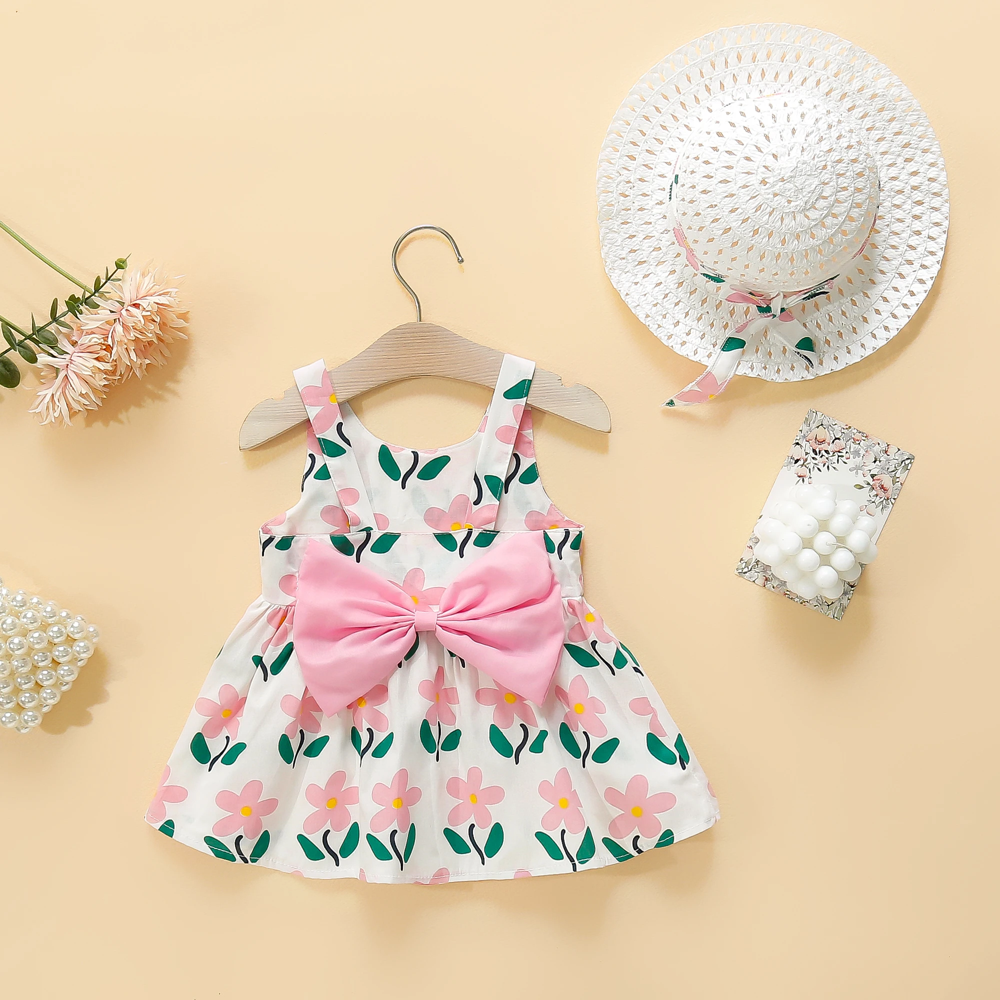 

Summer New Large Bow Full Body Small Flower Cotton Strap Dress Cute Beach Dress For Girls Comes With Straw Hat