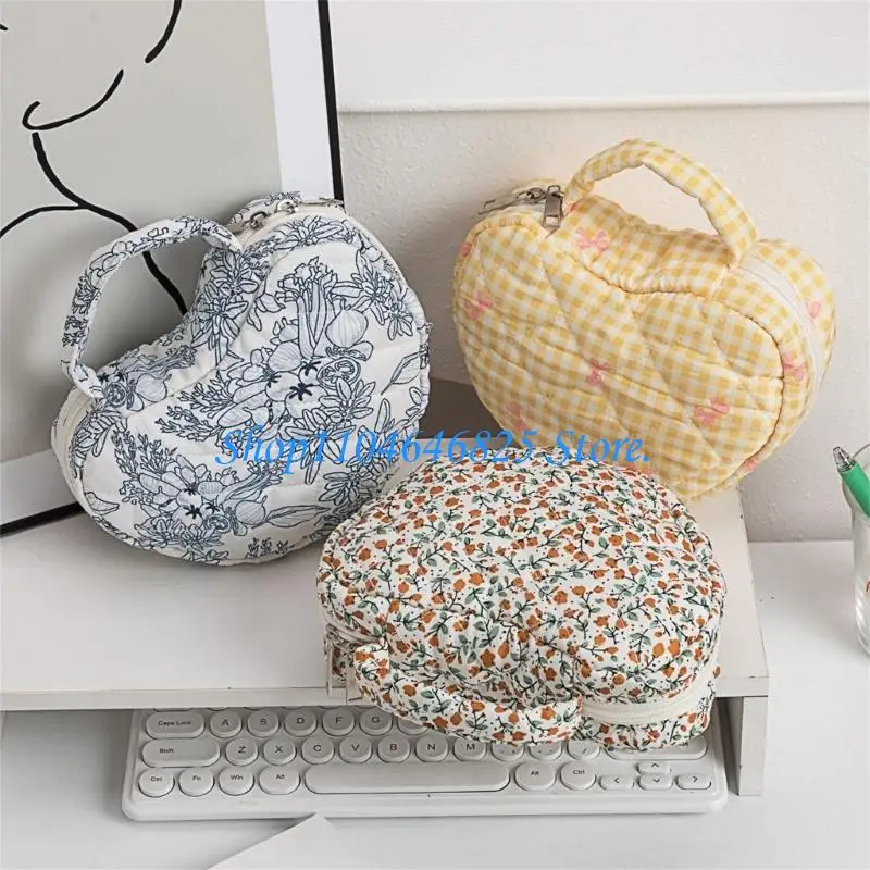 Florals Heart Makeup Bag For Ladies Quilted Fabric Travel Storage Case