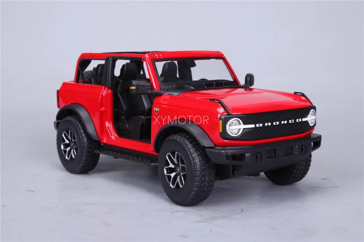 

Модель автомобиля Maisto 1:18 для Ford Bronco Badlands, без двери, 2021, литые, оранжевые/синие/красные детские игрушки для девочек, демонстрационная коллекция из металла