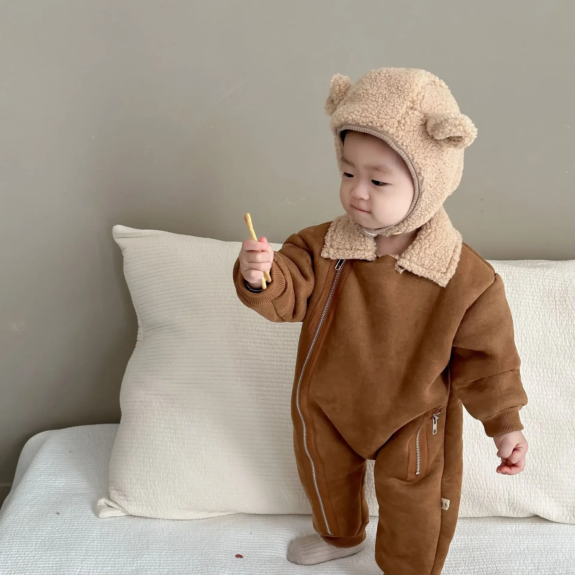 Baby Autumn and Winter Clothes Baby Outdoor Clothes Korean Baby Fleece Rompers Thickened Warmth Jumpsuit