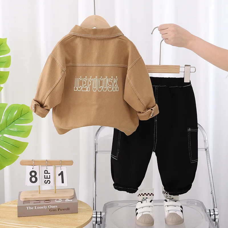 ملابس ربيع وخريف 2025 للأطفال الأولاد 12 18 شهرًا سترات جيب غير رسمية + تي شيرت + سراويل للأطفال الأولاد طقم ملابس عيد الميلاد الأول