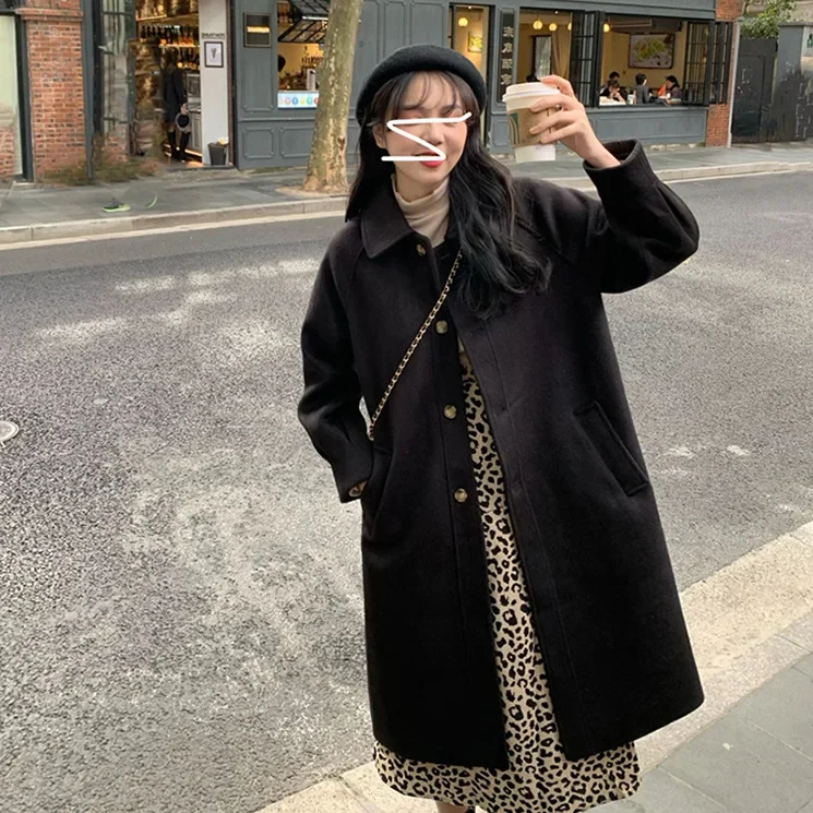 Hepburn wind in the long paragraph wool tweed coat female button autumn and winter 2024 new temperament small sub jacket niche