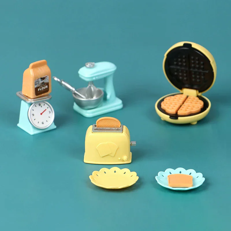 1/12 Dollhouse Miniature Kitchen Set Bread machine Blender Electronic scales