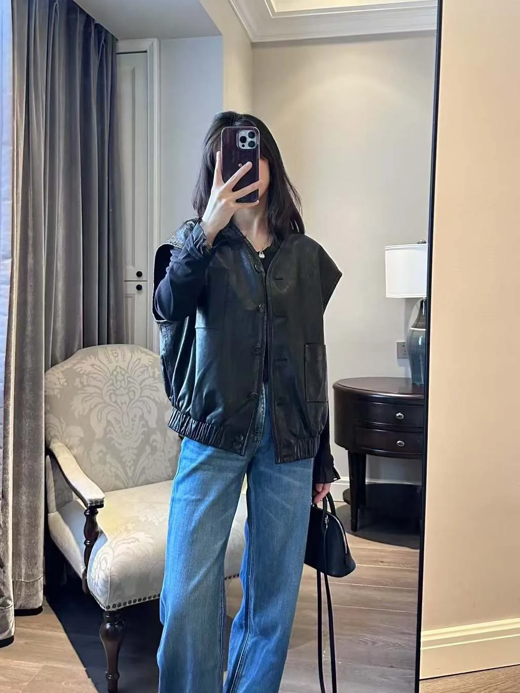 Fashion Oil Wax Genuine Leather Vest For Women Sheepskin V-neck Wide Shoulder Sleeveless Jacket Female Back Single Breasted Chal